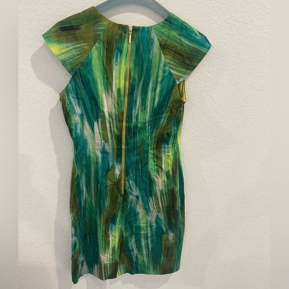 TAHARI Green shade Dress size 2 - Picture 4 of 5